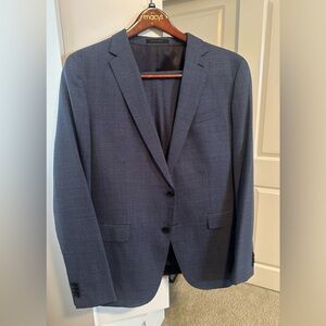 Men’s Hugo Boss Slim fit suit in blue size 44R